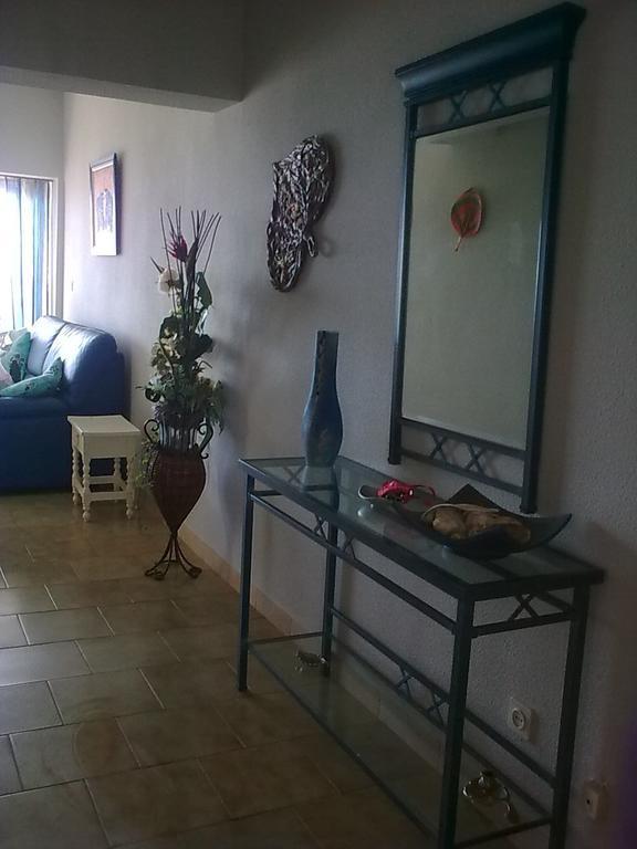 Rocha Praia Mar Beach Front Line Bay Portimao Phòng bức ảnh